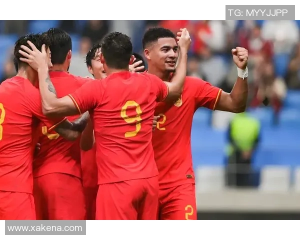 微笑杯足球明星赛点燃激情友谊赛场明星球员齐聚展现风采